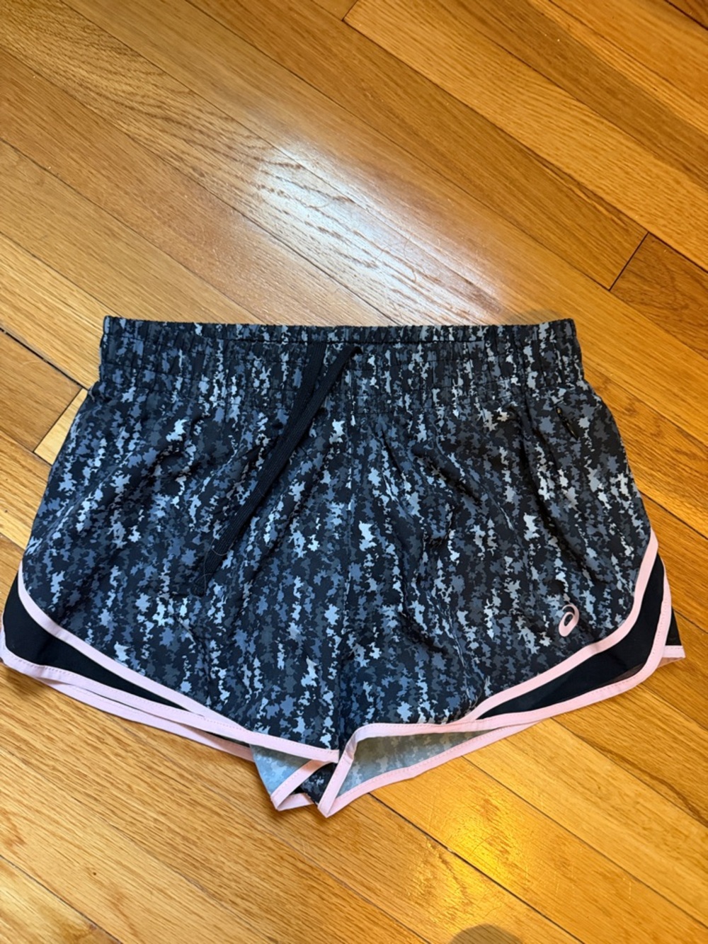 Asics Women's Black Camo Athletic Shorts with Pink Trim